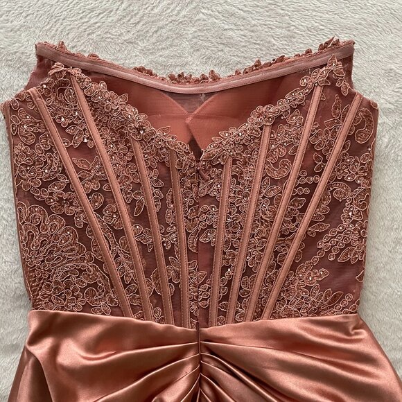 Sherri Hill, Homecoming, Lace Satin Dress in Rose Gold, FITS More Like a Size 0! - Picture 2 of 16
